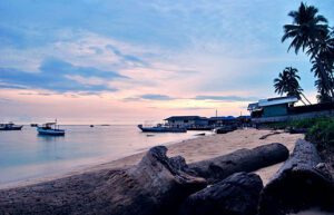 pulau derawan tempat bulan madu romantis dan murah