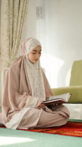 Membaca al-qur`an - Sunnah Malam Jumat Bagi Yang Belum Menikah