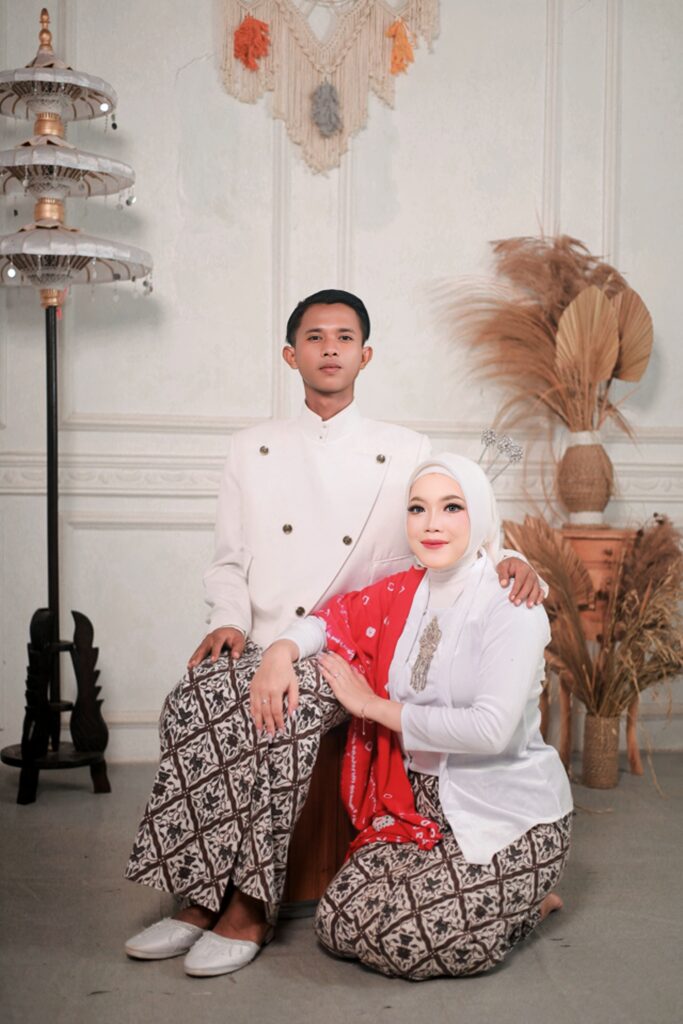 Adat Krem 141 WhatsApp Image 2024 03 28 at 12.19.51 PM | Kunika invitation