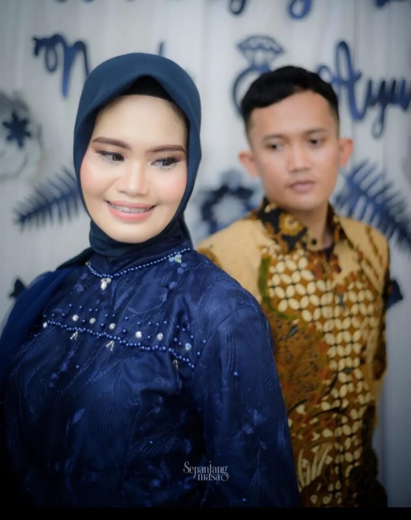 Adat Krem 135 WhatsApp Image 2024 04 07 at 10.10.41 PM | Kunika invitation