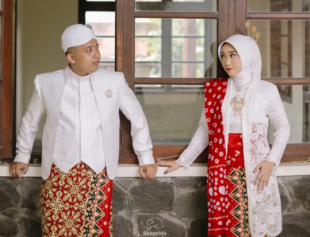 Adat Krem 119 IMG 5652 1 e1714800958819 1 | Kunika invitation