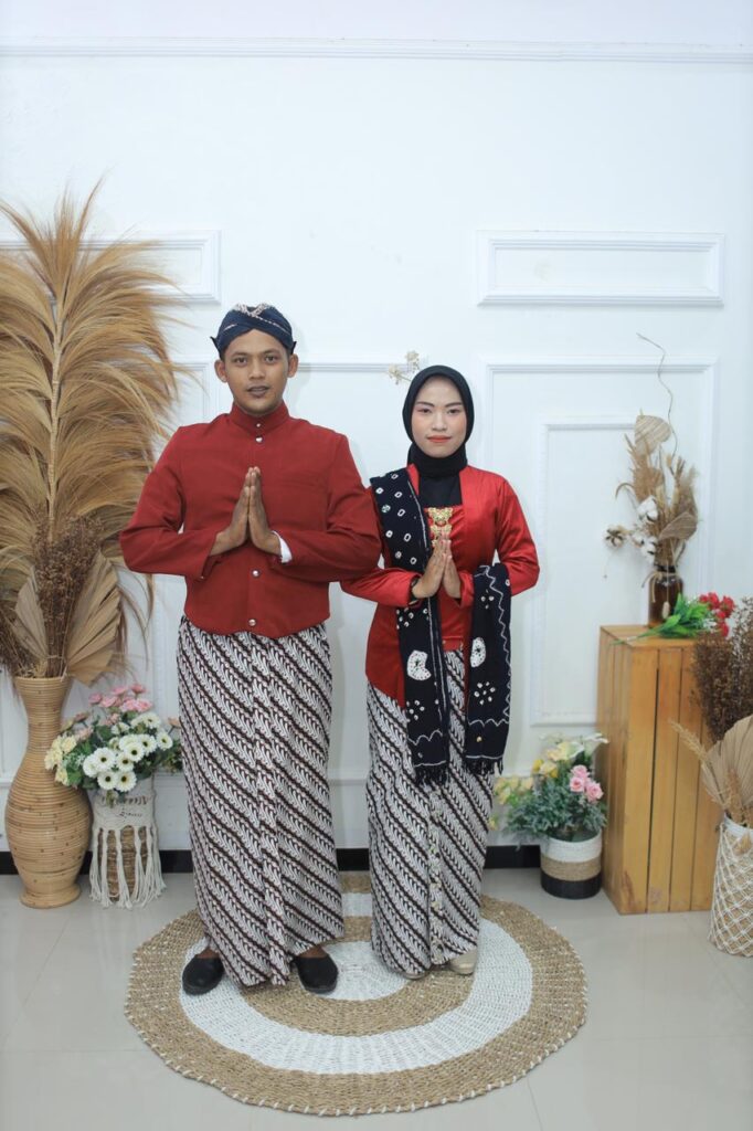 Adat Krem 118 WhatsApp Image 2024 05 04 at 8.46.26 PM | Kunika invitation