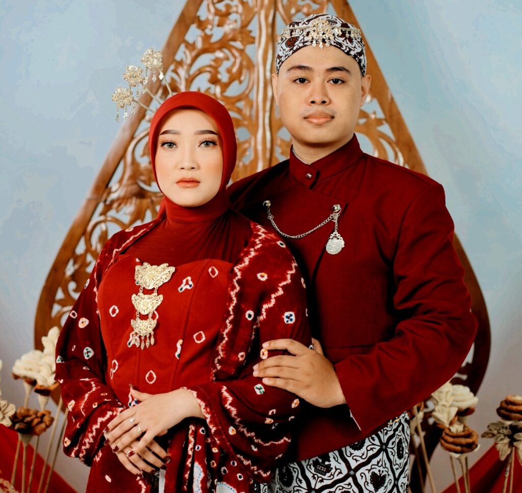 Adat Krem 109 WhatsApp Image 2024 05 10 at 1.30.13 PM e1726306842649 | Kunika invitation
