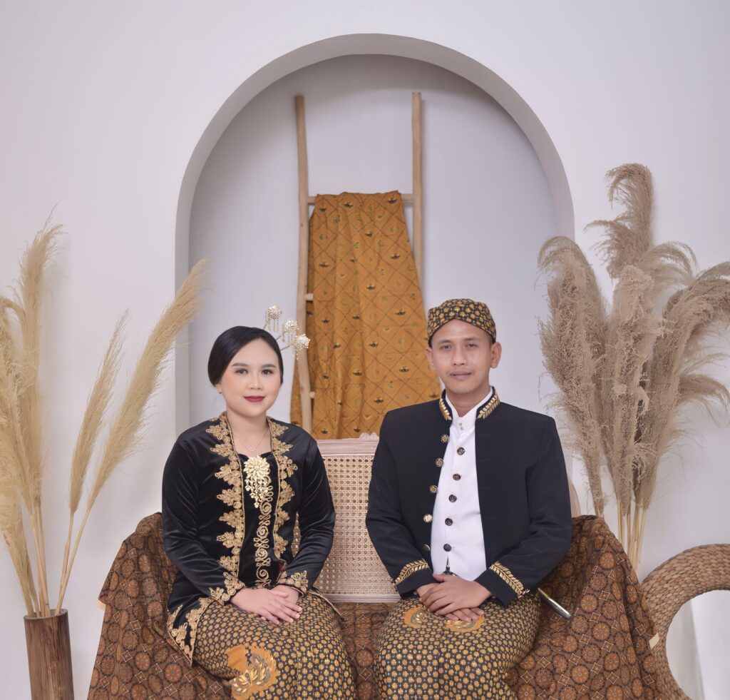 Adat Krem 97 WhatsApp Image 2024 05 27 at 8.12.01 PM 2 1 scaled e1716859600862 | Kunika invitation