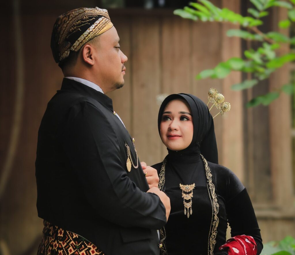 Adat Krem 74 WhatsApp Image 2024 06 12 at 10.02.46 PM 2 scaled e1718352321972 | Kunika invitation