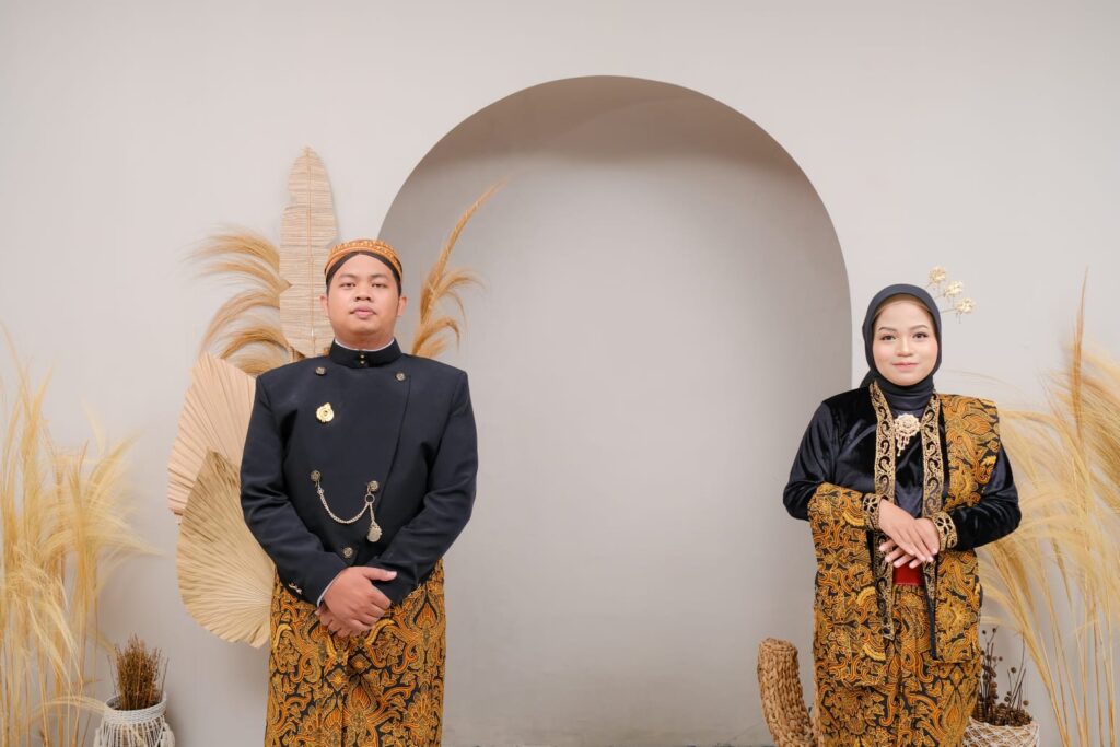 Adat Krem 63 WhatsApp Image 2024 06 24 at 5.10.34 AM 5 | Kunika invitation