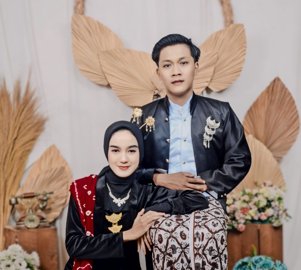 Adat Krem 58 WhatsApp Image 2024 06 29 at 1.21.23 PM 1 scaled e1719660121112 | Kunika invitation