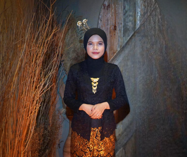 WhatsApp Image 2024-11-08 at 09.55.33 (3)-Photoroom